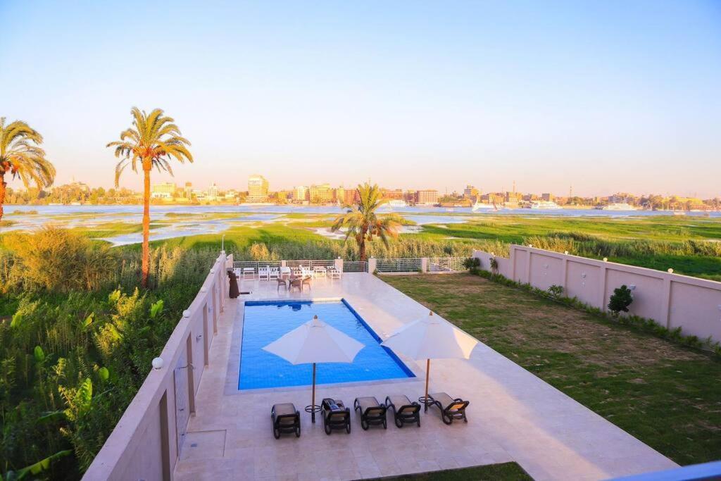 Royal Nile Villa - Nile View Apartment 1 Луксор Екстериор снимка