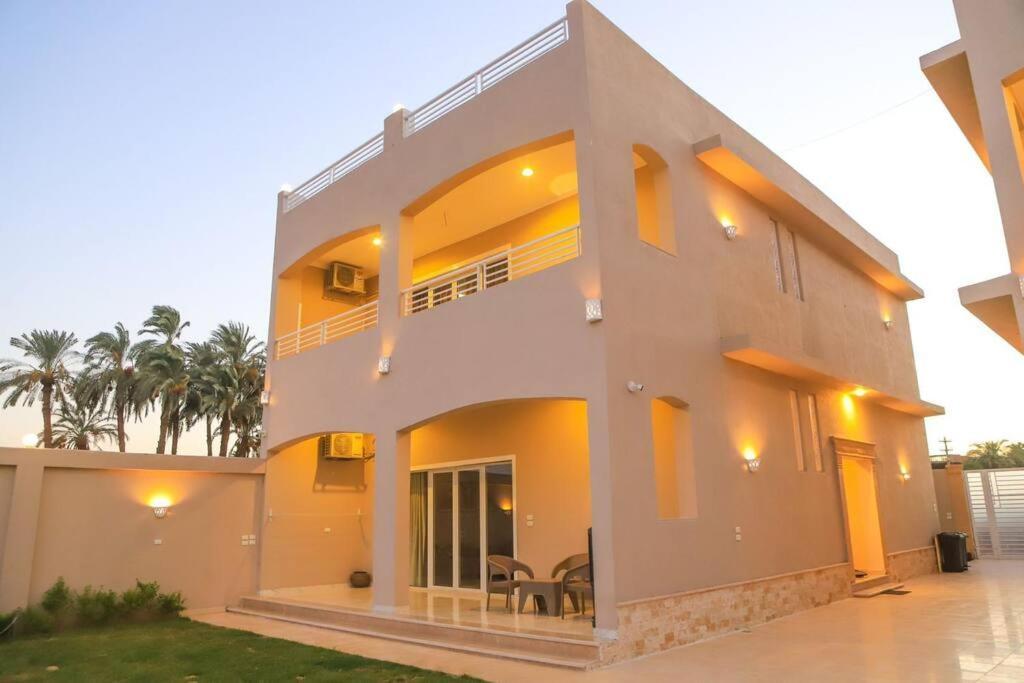 Royal Nile Villa - Nile View Apartment 1 Луксор Екстериор снимка
