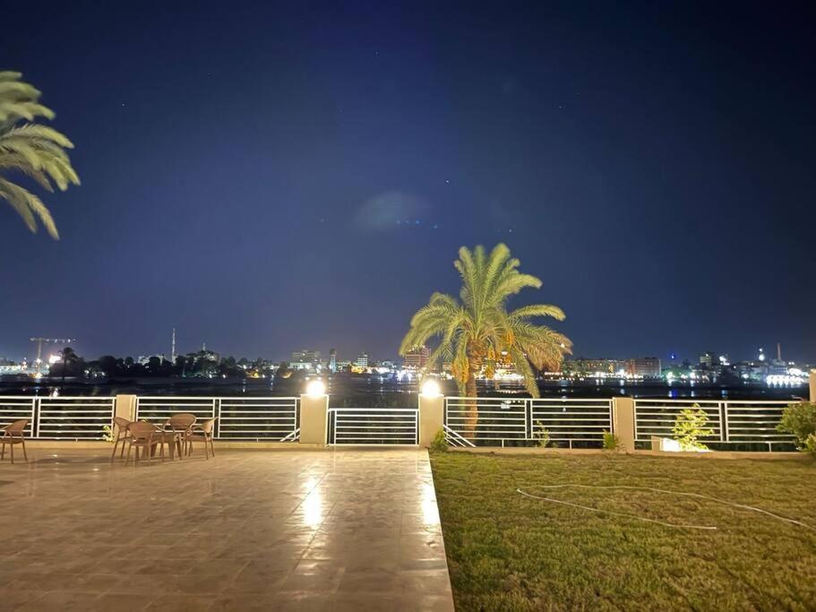 Royal Nile Villa - Nile View Apartment 1 Луксор Екстериор снимка